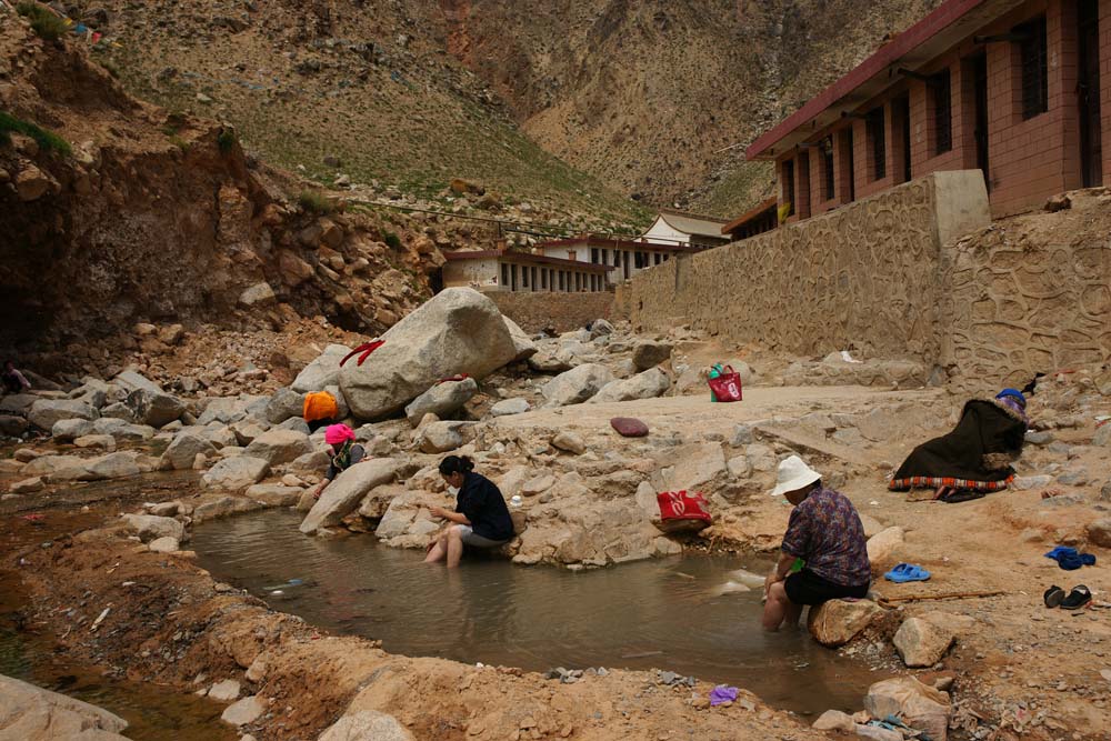 贵德泡温泉攻略,贵德扎仓温泉旅游攻略