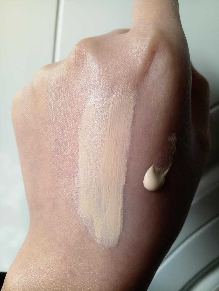 兰蔻粉底液持久不脱妆适合干皮吗,适合混干皮十大公认好用的粉底液