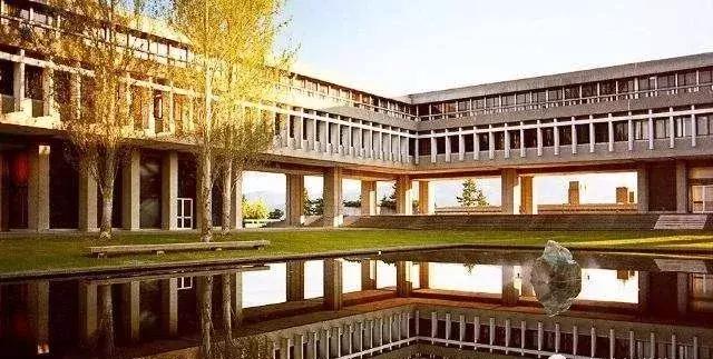 为什么要选择加拿大艺术留学,为什么选择留学教育行业