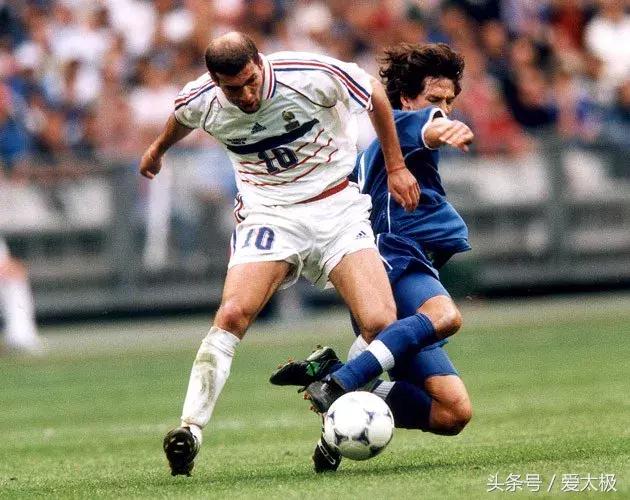 法国队大力神杯夺冠时刻,法国世界杯夺冠20周年