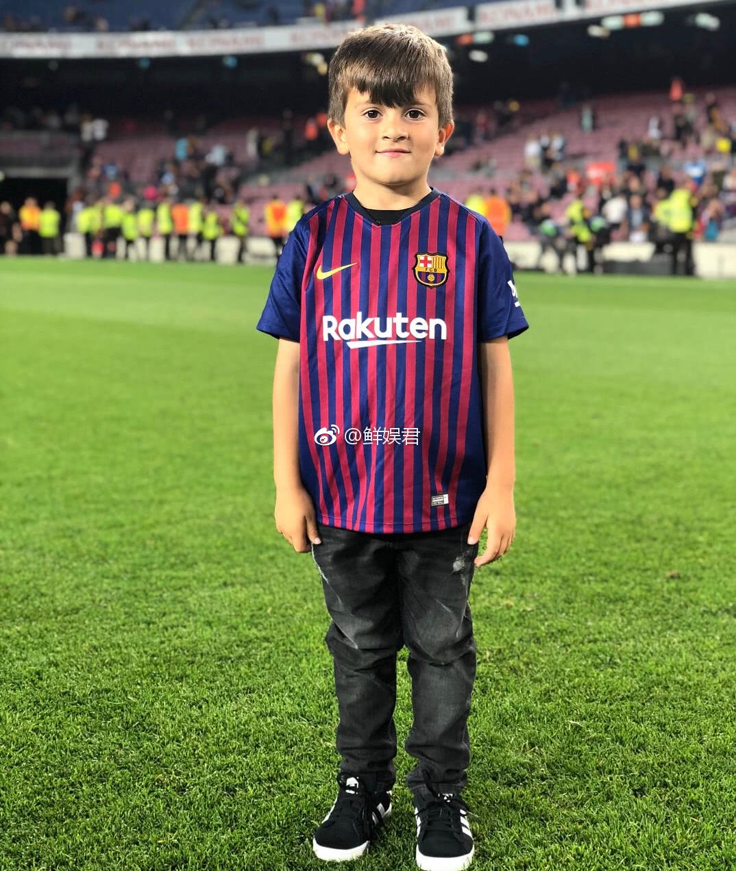 c罗儿子迷你罗2030世界杯,c罗和他儿子迷你罗在一起跳舞