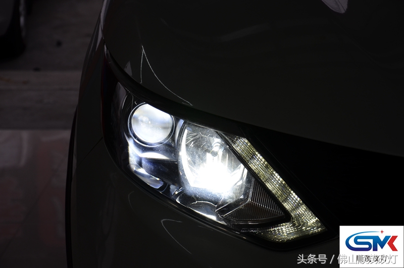 灯光不够亮换灯带,灯光不亮换灯泡还是透镜