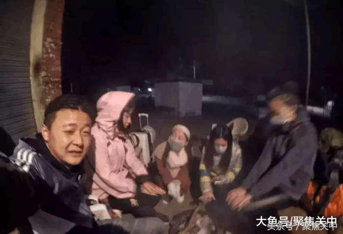 20岁姑娘一个人穷游中国,山西姑娘一个人在旅游