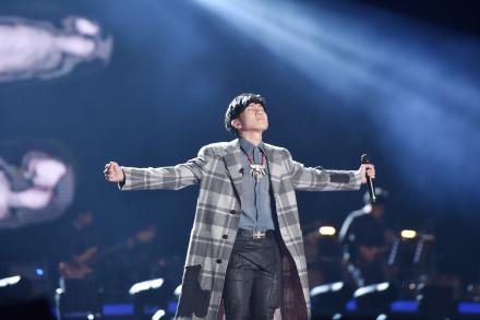 西界歌王:我是行走的CD