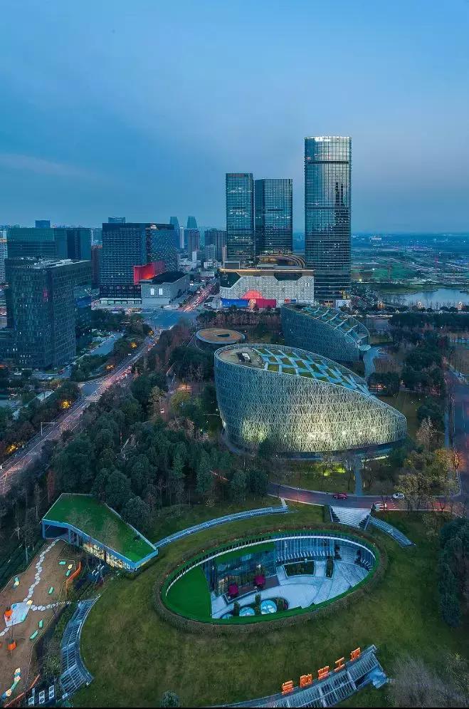 成都是座怎样的城市呢,成都是个什么样的城