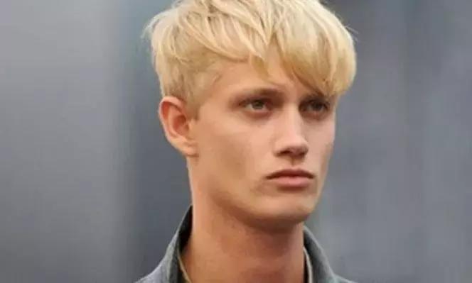 发泥好还是发油好用,发泥好用还是发油