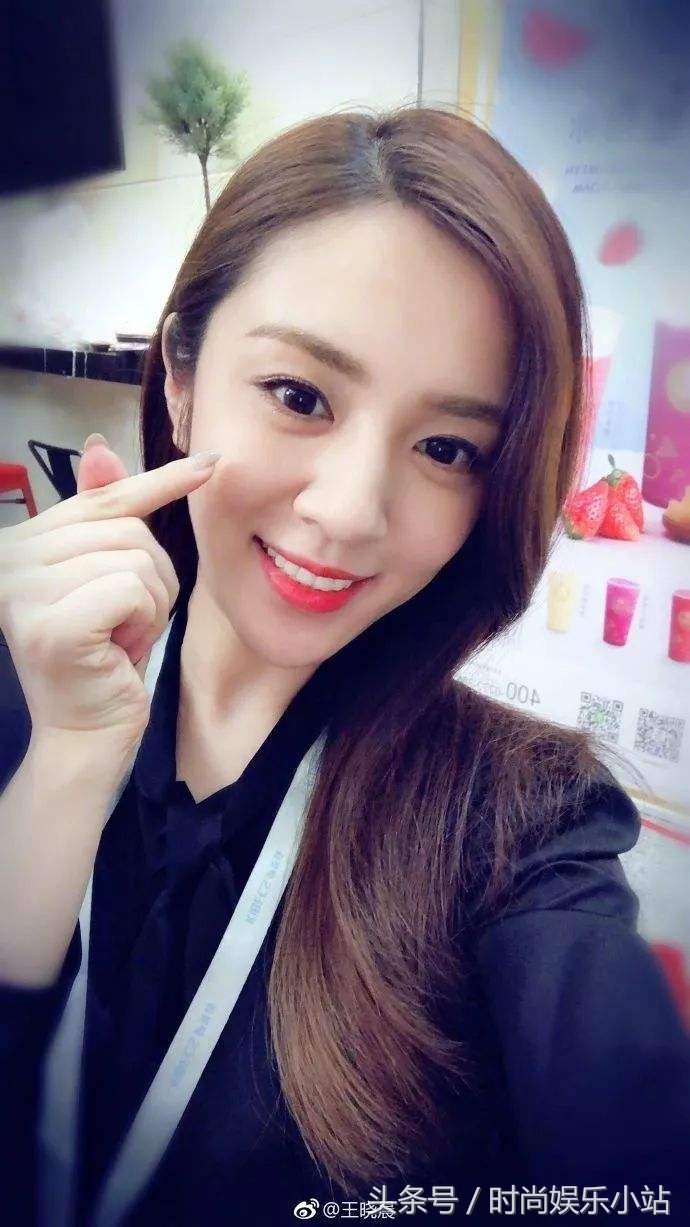 郑恺回忆交往过程,郑恺跟哪些人有吻戏