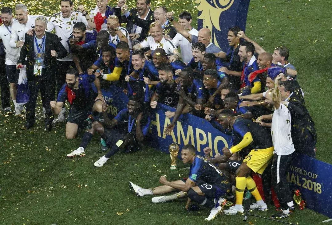 世界杯上，没入围的中国队始终“在场”