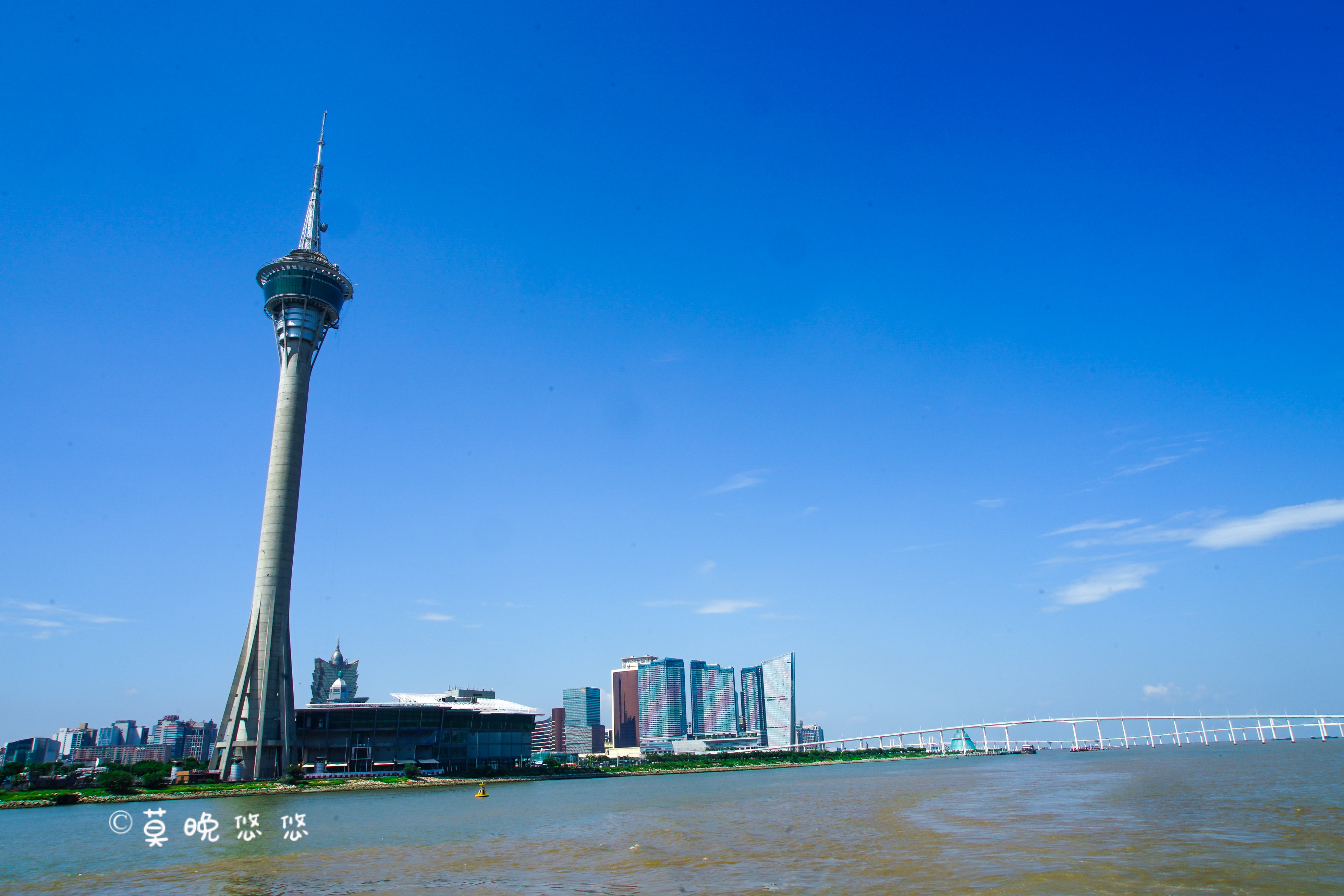 珠海旅游新地标，90分钟游船，看世界最长跨海大桥