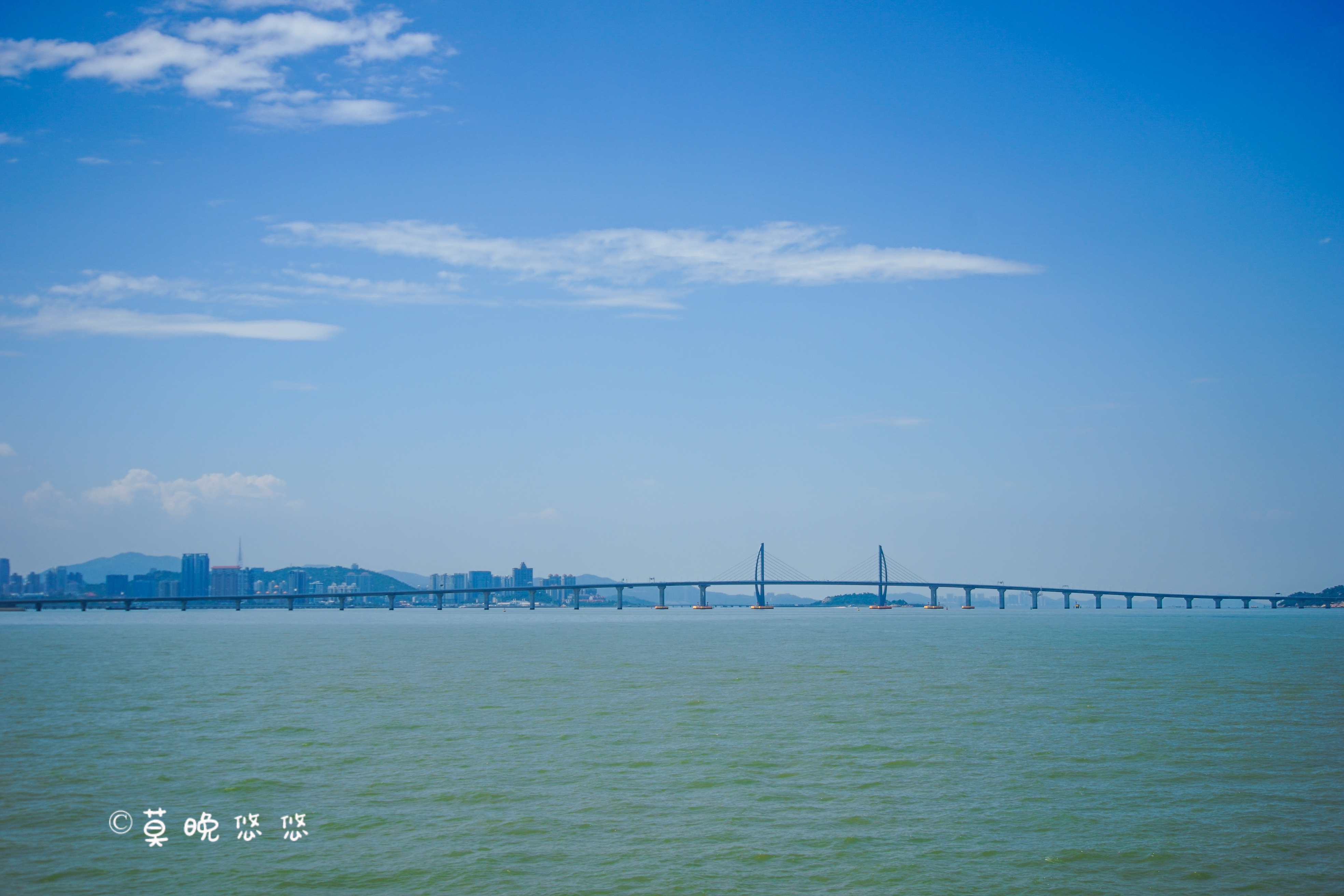 珠海旅游新地标，90分钟游船，看世界最长跨海大桥