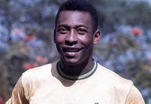 世界杯尘埃落定，让他带你重温绿茵激情！