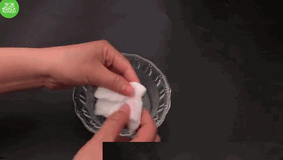 冰箱里面发霉了用什么方法洗干净,生活冰箱密封条发霉清洗妙招