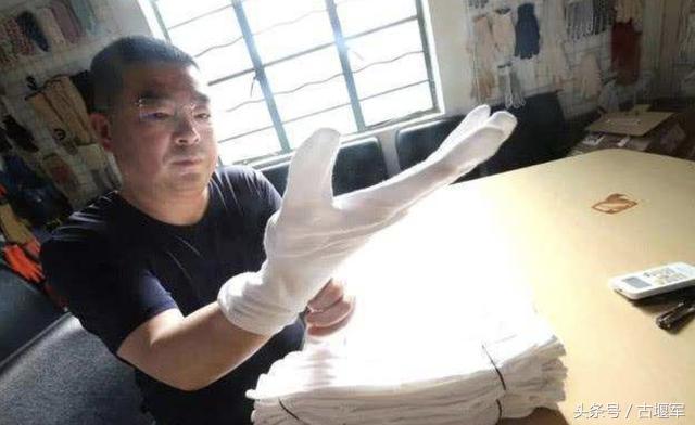 《我不是药神》原型陆勇网店被挤爆,网友一次买10万双支持