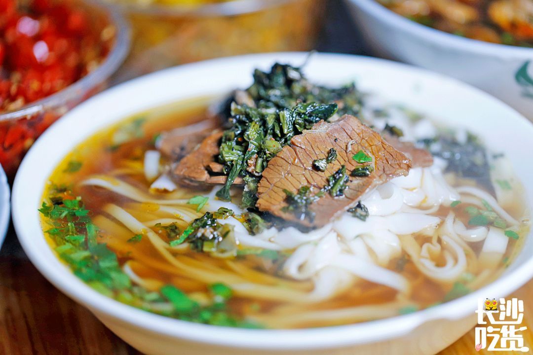 最新长沙美食推荐必吃,长沙美食攻略本地人带你吃遍全城