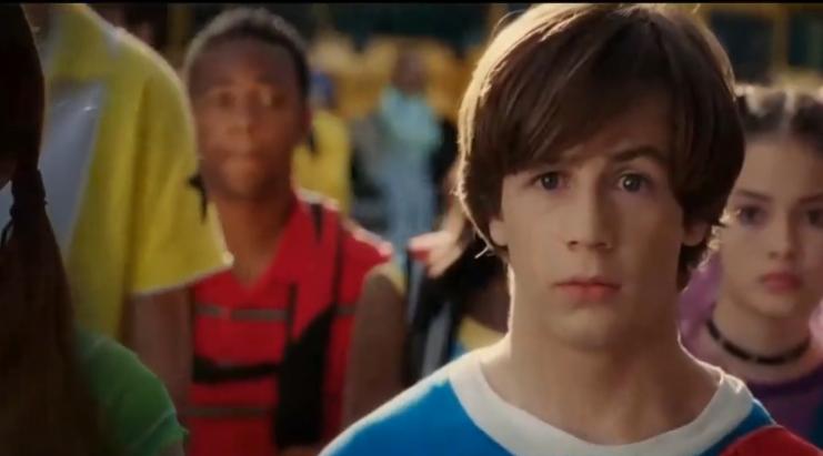 14岁的小男孩得到超能力,小男孩从小就有超能力