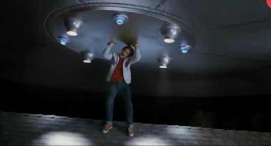 14岁的小男孩得到超能力,小男孩从小就有超能力