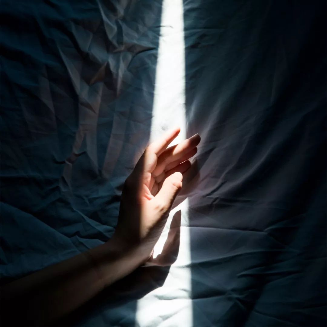 他们活着，却从未有过*爱性**，直到……