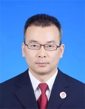 拍案陈明亮,拍案