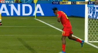 世界杯爆笑瞬间！火星回来的拉莫斯，再也不想和某人看球的外星人