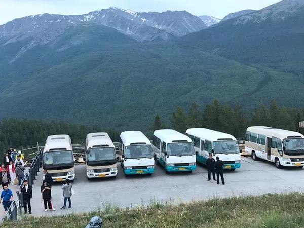 从老百姓、游客到领导人都要坐，这车为何难以替代？