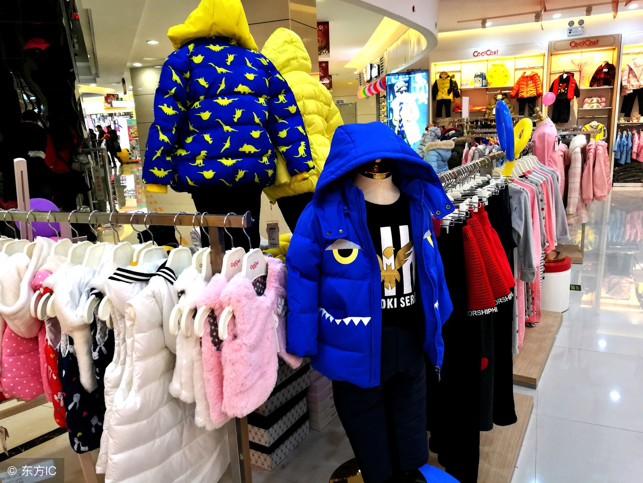 品牌折扣童装,郑州童装品牌折扣加盟店