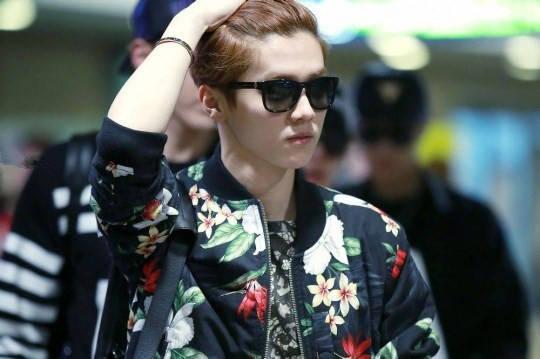 细数鹿晗的5个经典造型,鹿晗有多帅路人反应