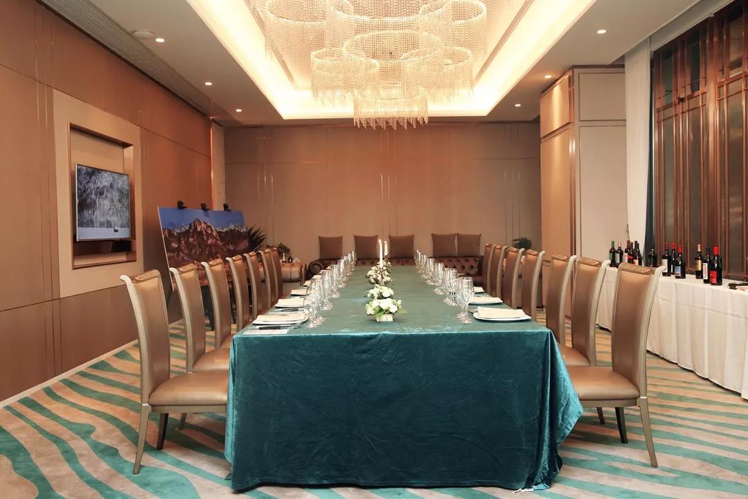 胡杨林风景银川,宁夏胡杨林风光