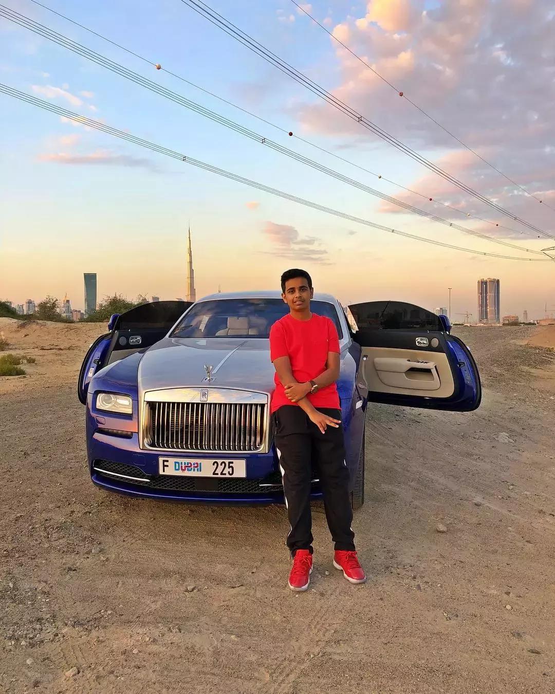 跑车玩出新境界,15岁开的双座跑车