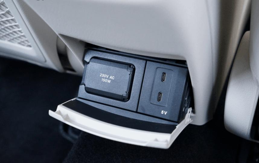 奔驰第一代4系,奔驰a级2023款深度评测