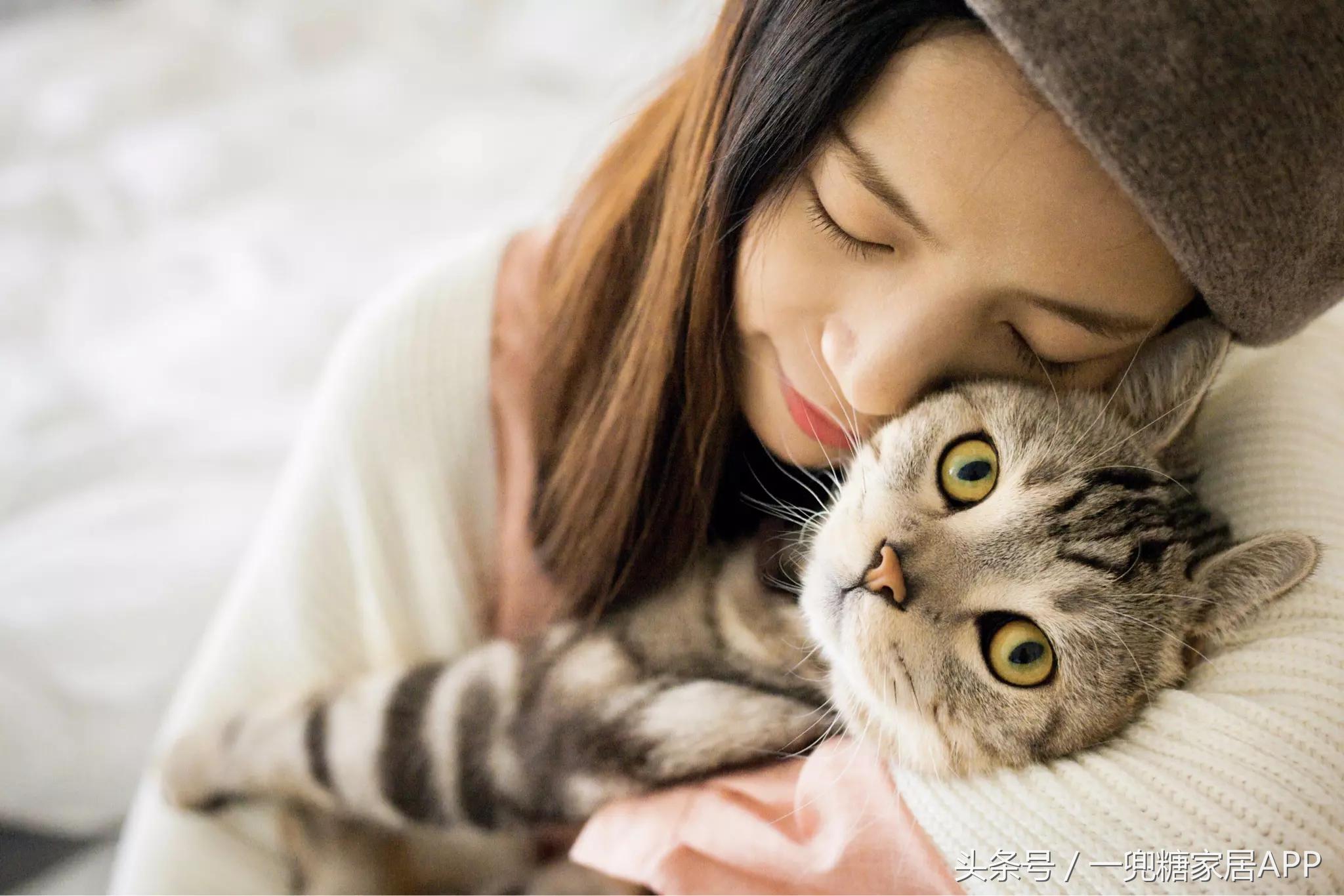 手指褪皮，用坏6对手套，90后美女爆改破旧公寓，是我小瞧你了！