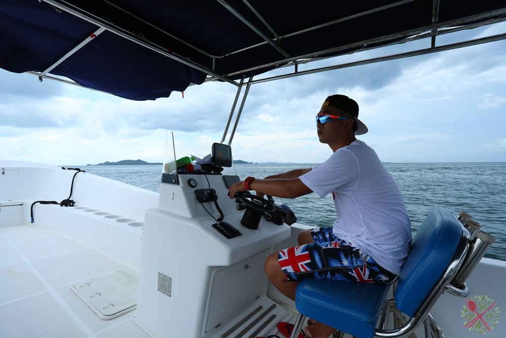 不会游泳可以去海底潜水吗,不会游泳可以体验美人鱼吗