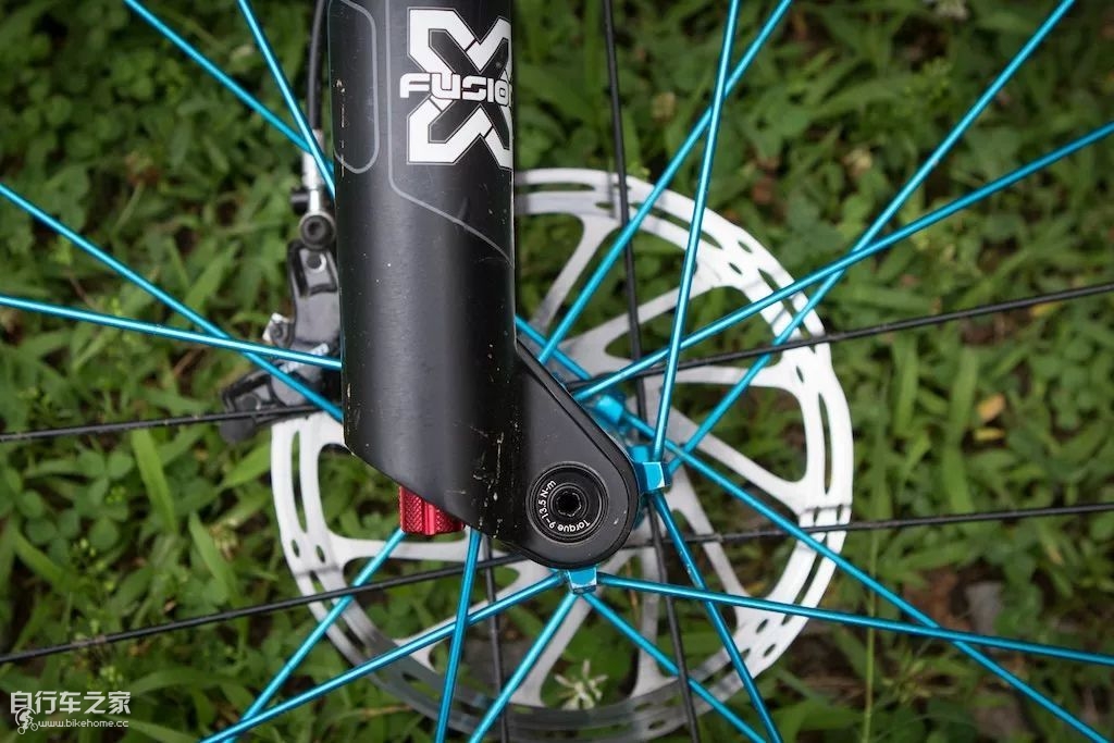 产品简评:虽小众但出众,X-FusionTrace36HLR林道山地前叉