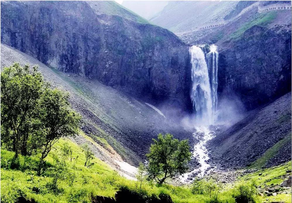 专列开向正北方，健康老人相聚呼伦贝尔草原，河南多地均可上下客