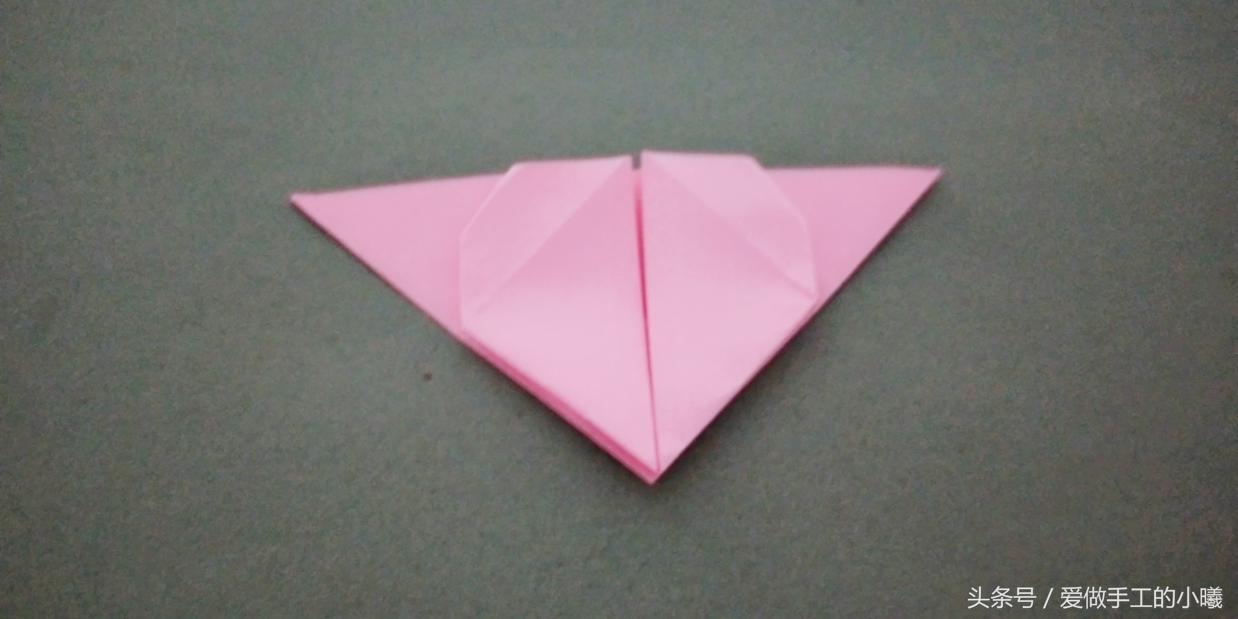 爱心书签的折纸方法,爱心折纸小视频书签