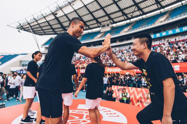 c罗尤文vs皇马2020比赛,c罗离开皇马给尤文带去多少粉丝