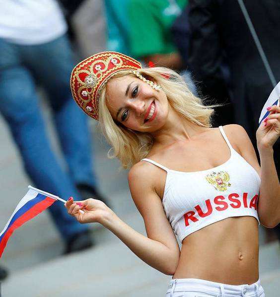 中国队女子夺冠,中国女运动员获得冠军无人欢呼