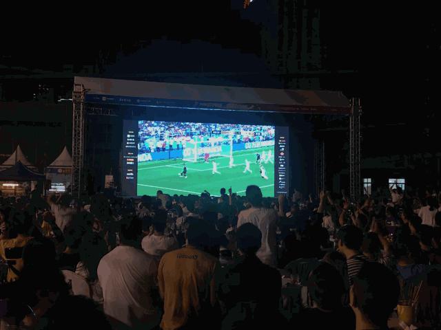 再大的雨水也洗刷不掉内心的痛,再大的雨水也洗刷不掉