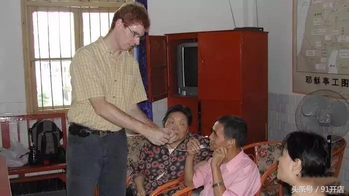 汪涵都点赞！这对德国夫妻在长沙开面包店，还有65个中国聋哑孩子