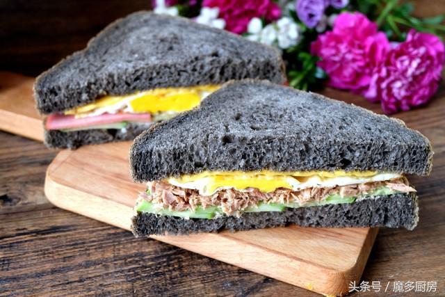 快手早餐10分钟搞定松饼式三明治,简单又美味五分钟搞定早餐三明治