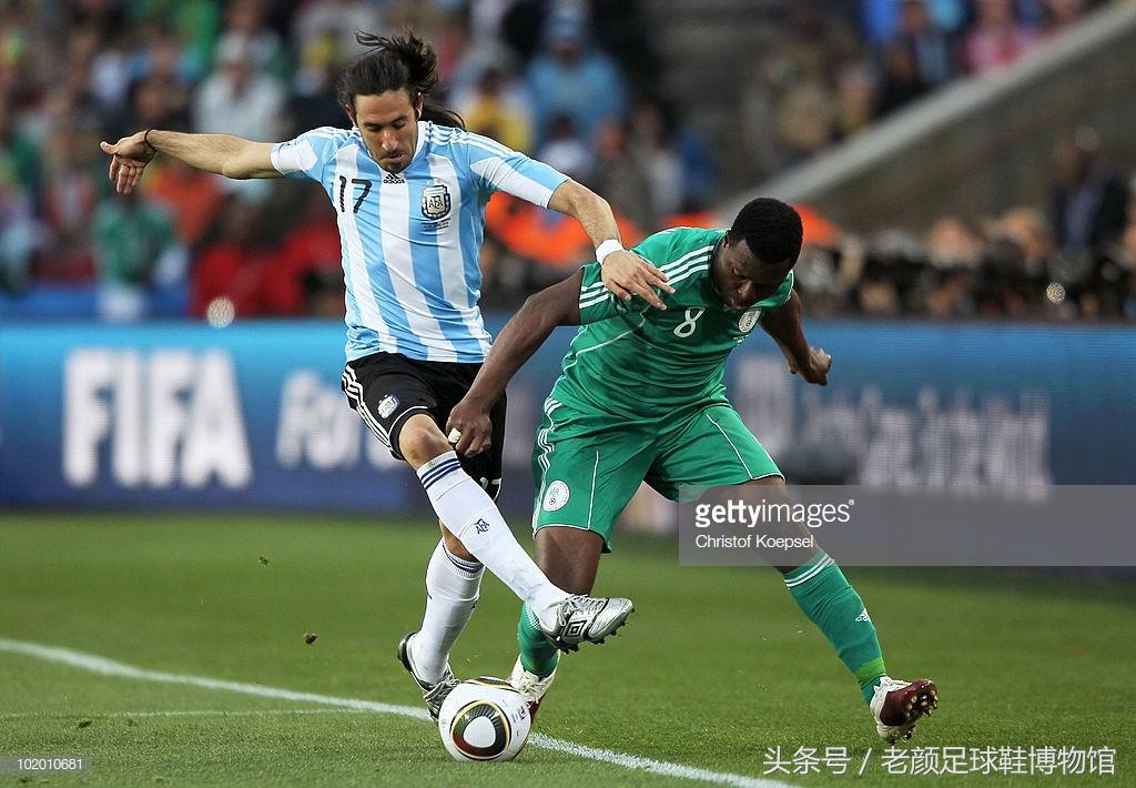 世界杯战靴盘点,南非世界杯复刻版足球鞋