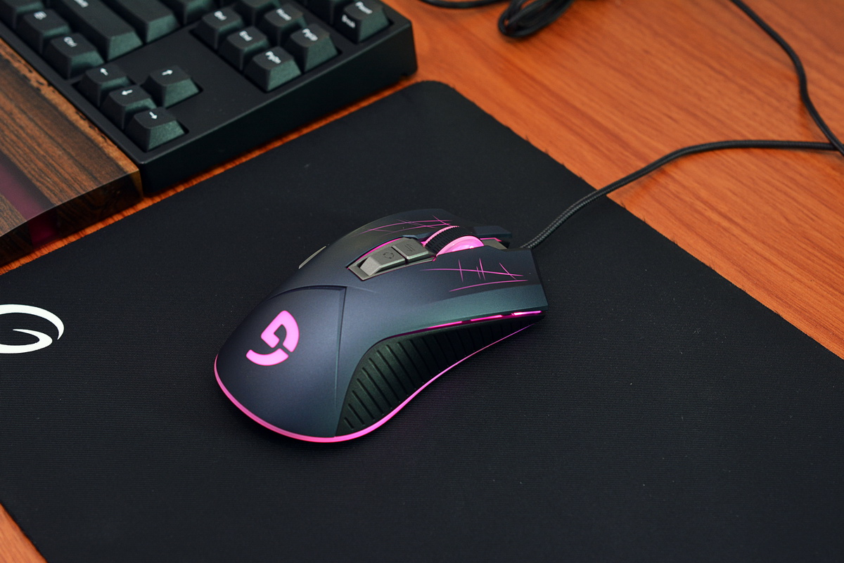 2020年最值得入手的游戏鼠标,比神舟便宜的游戏本