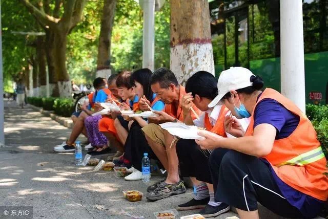 年入十万创业小项目怎么做,如何快速做一个副业赚钱