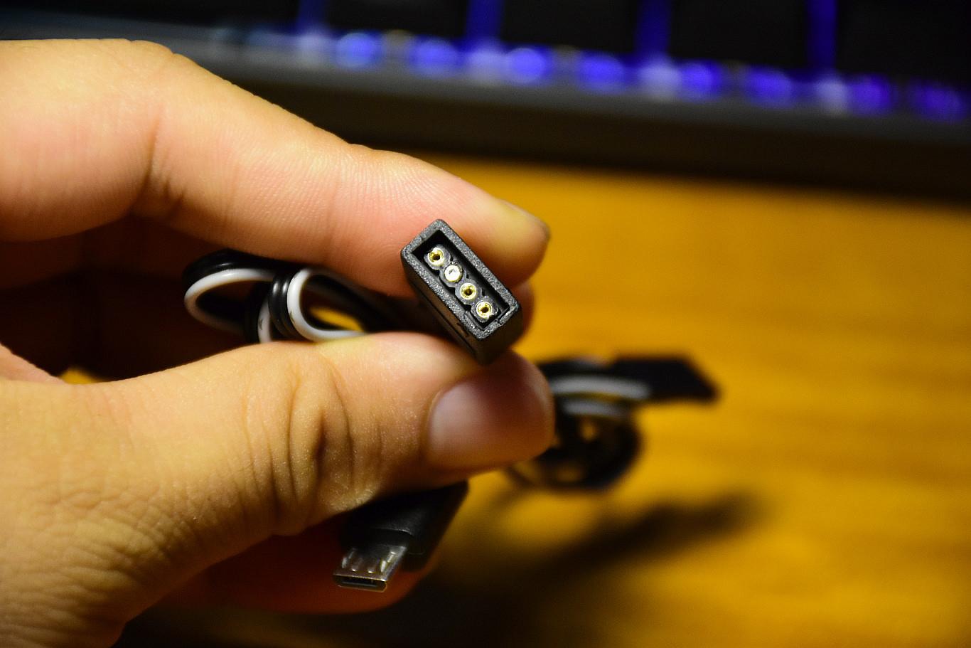 只有CPU不能RGB了！十铨 T-Force Delta RGB 250GB 固态硬盘开箱