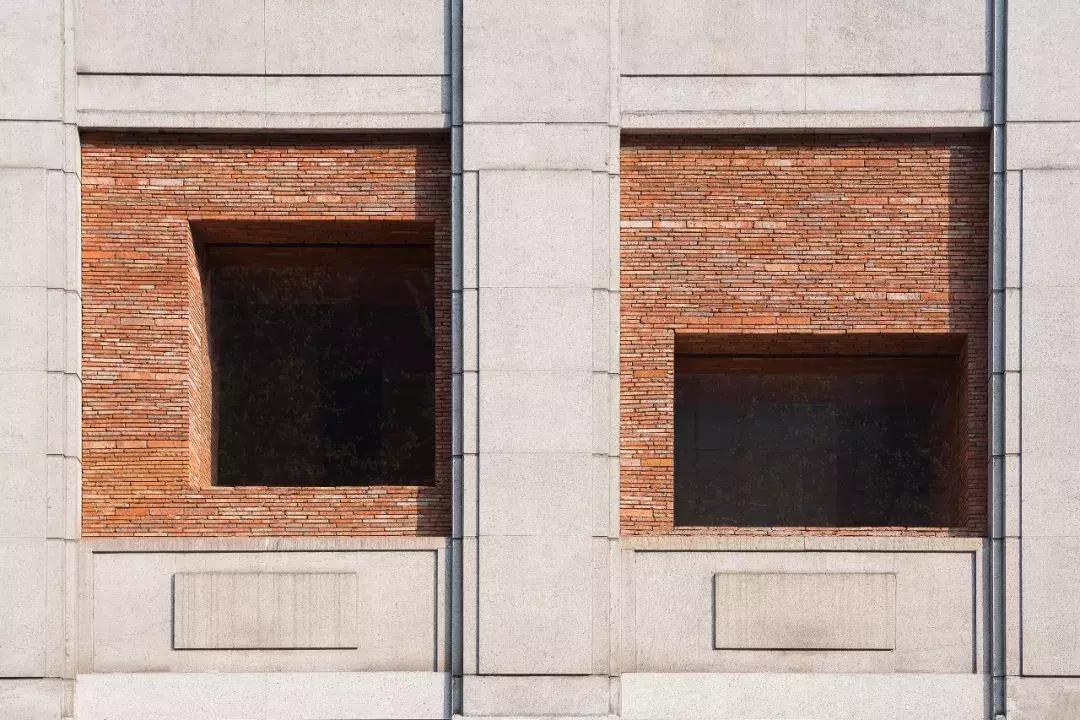 新作首发｜墟之峡谷.上海UR旗舰店！