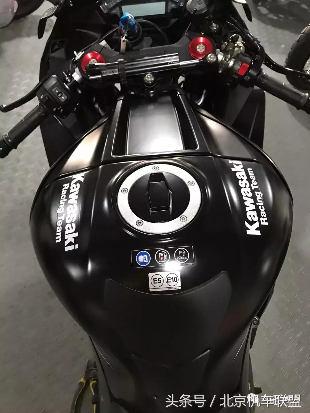 2024川崎zx10rr发布大图,川崎zx-10r2024款极速测试