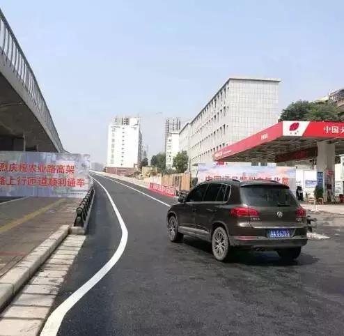 全身瘫软……鹤壁娃吞防撞角差点没命；农民工可网上免费读郑大本科