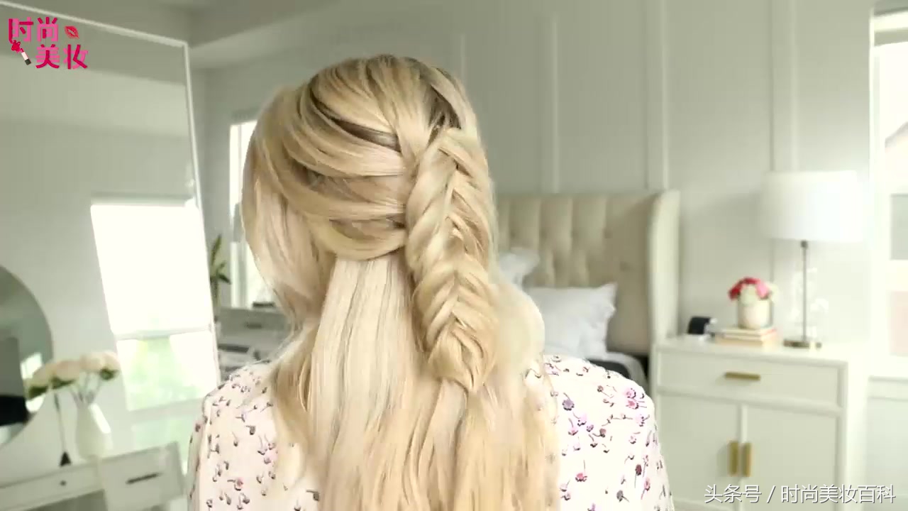 鱼尾辫教程短头发,鱼尾辫马尾发型步骤