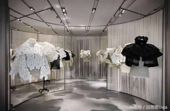 巴宝莉销毁奢侈品,巴宝莉奢侈品为什么被烧