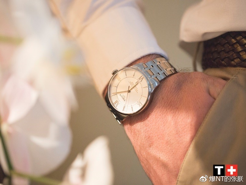 天梭七夕对表礼盒,天梭联名款手表