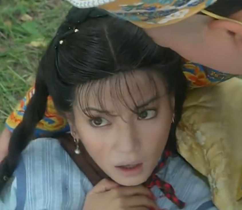 五阿哥小燕子双向奔赴,小燕子和五阿哥甜甜蜜蜜